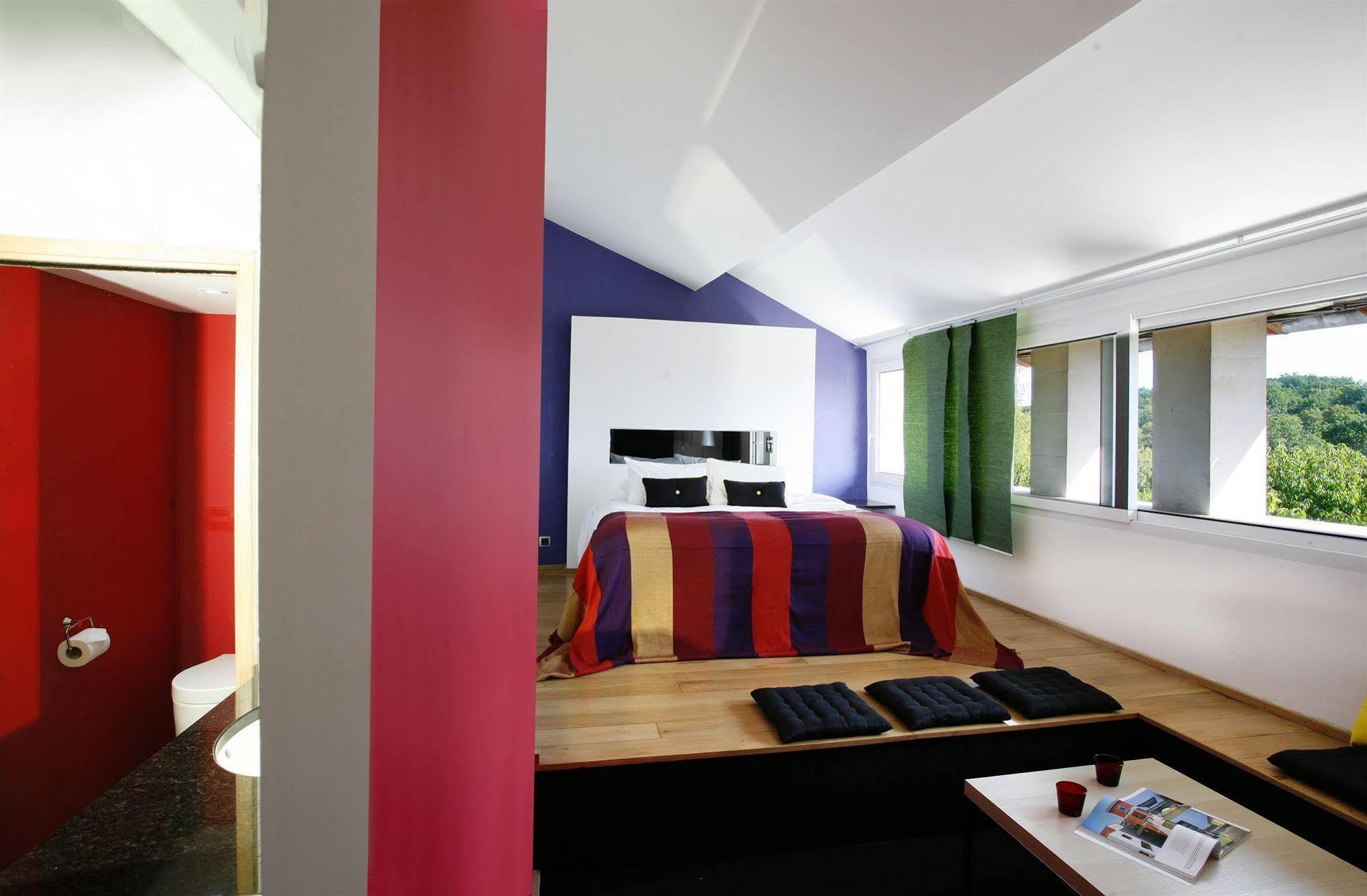 Design Hotel Des Francs Garcons Saint-Sauvant  Ngoại thất bức ảnh
